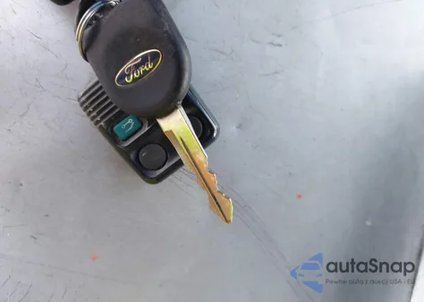 2003 Ford Expedition Xlt z USA, uszkodzony, nr VIN 1FMFU15L23LA83050